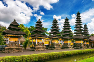 taman ayun temple, bali jatiluwih and tanah lot sunset tours