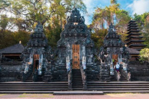 goa lawah temple, bali east tours