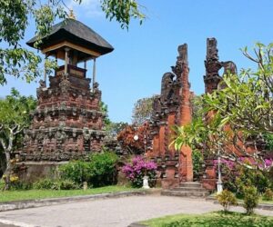 rambut siwi temple, jembrana places of interest