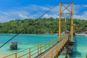 yellow bridge, bali snorkeling and lembongan islands tour