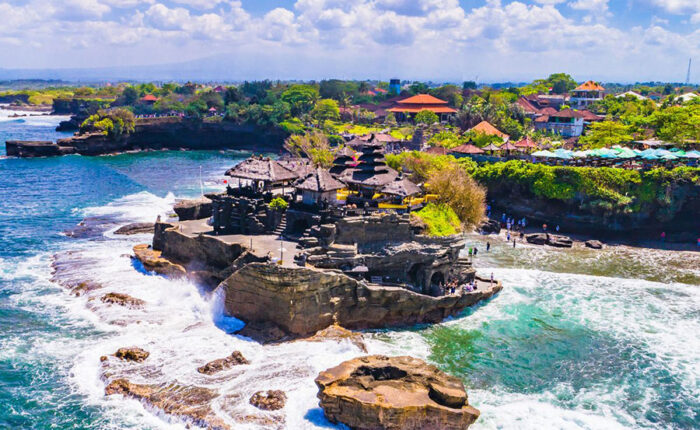 tanah lot temple