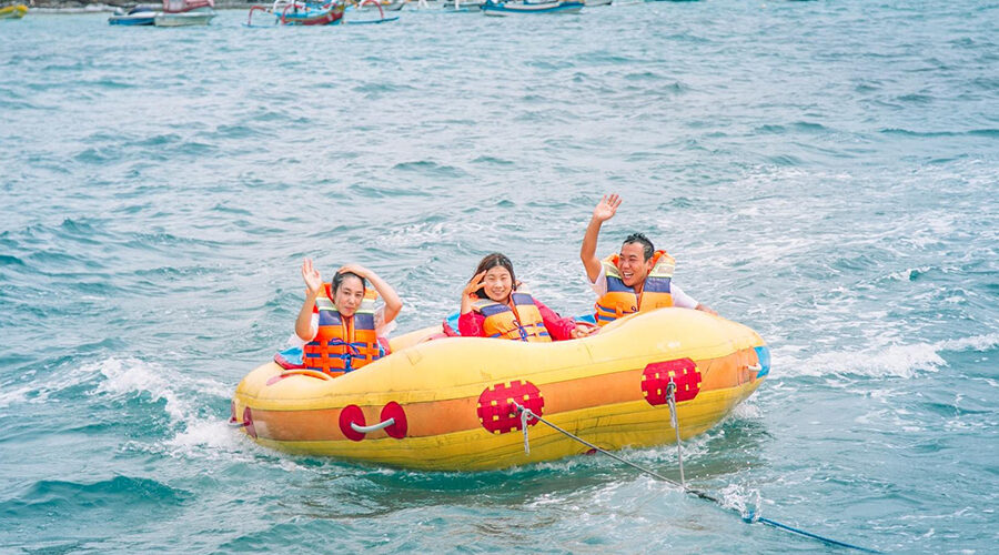 donut boat